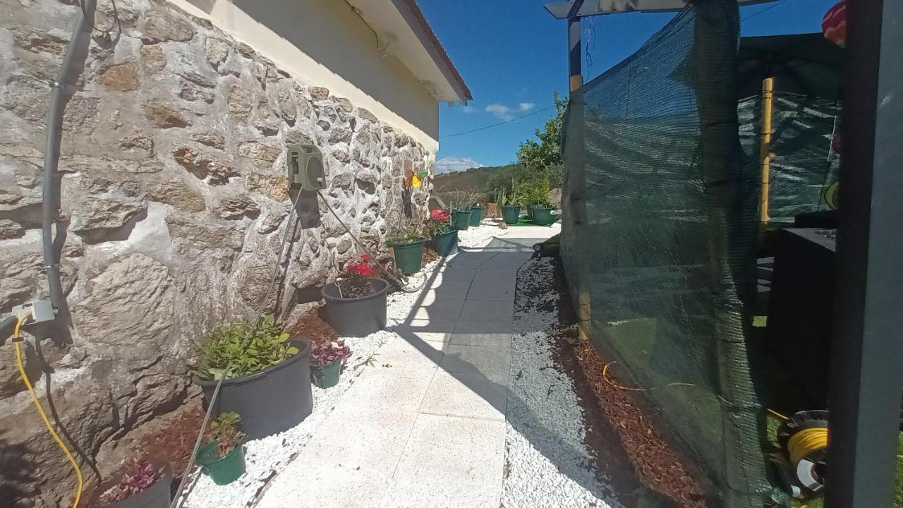 Geres Do Alibaba Villa Ruivaes Екстериор снимка